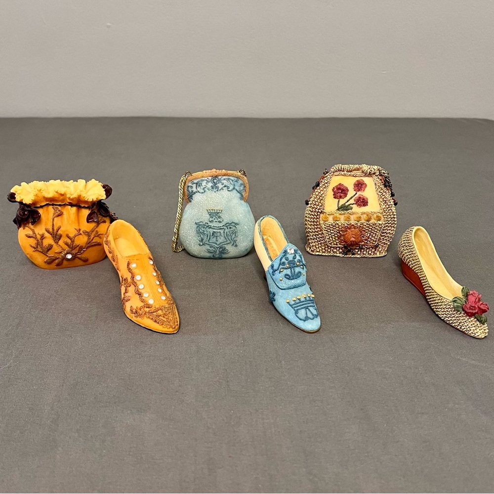 Set Of 3 Nostalgia Collectible Miniature Resin Shoe & Matching Handbag